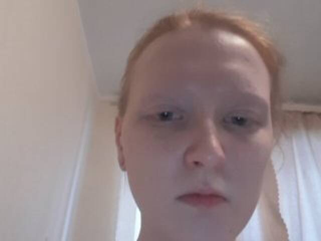 Capturas de pantalla de transmisión Faustina_Fox