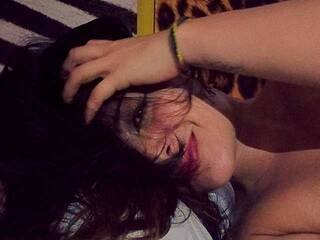 Chat de video erótico Flora-med