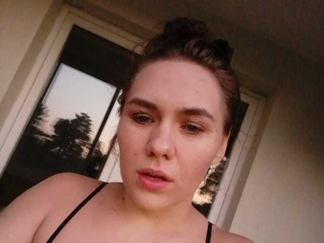 Capturas de pantalla de transmisión FluffYd