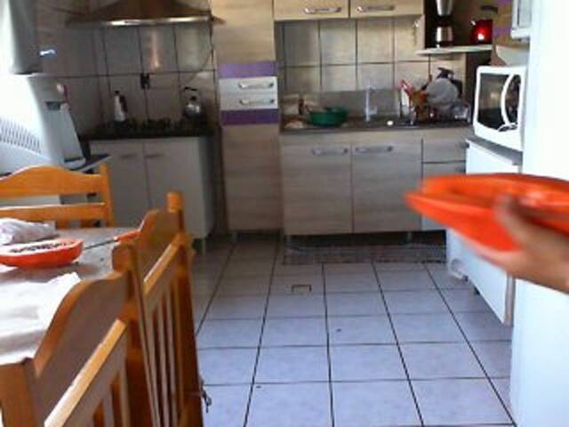 Capturas de pantalla de transmisión GabiBrasil