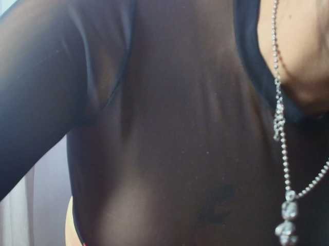 Capturas de pantalla de transmisión GiannaRoberts