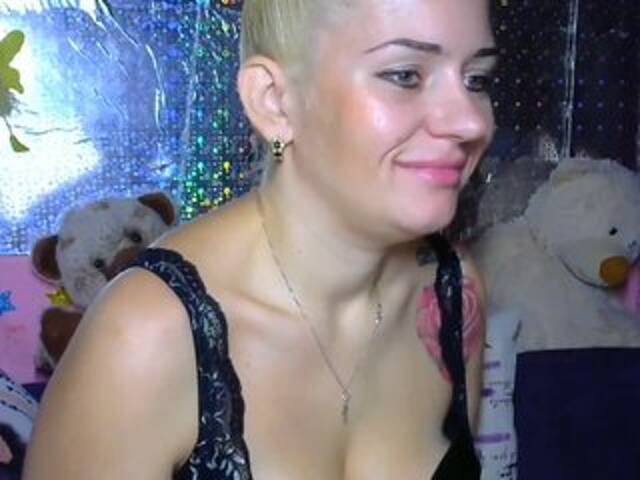 Capturas de pantalla de transmisión -Brilliancy-