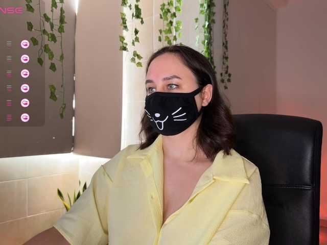 Capturas de pantalla de transmisión YourSweetPeach