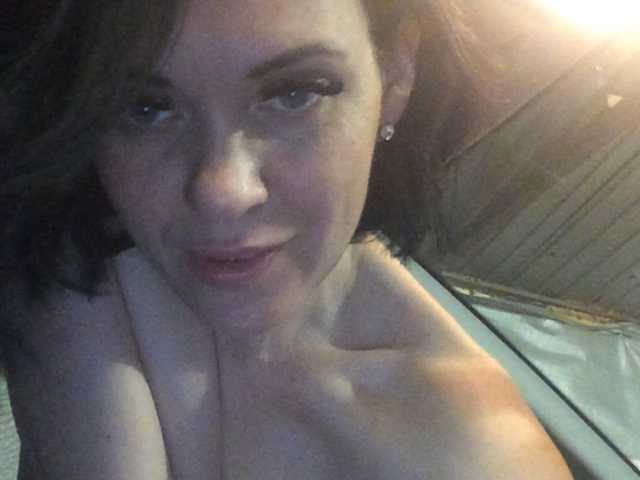 Capturas de pantalla de transmisión HelenOben