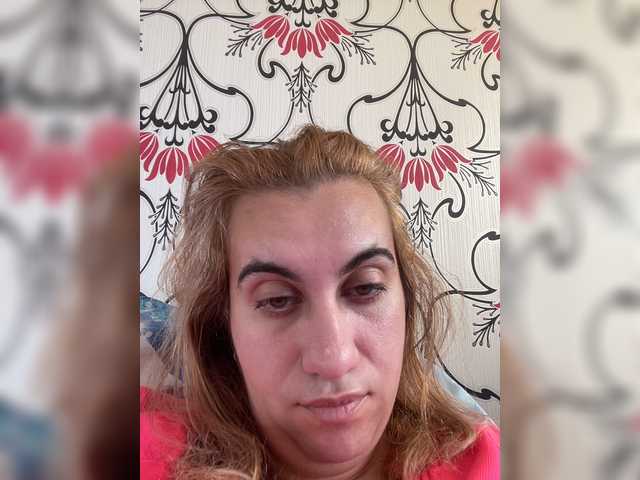 Capturas de pantalla de transmisión Hellen4you