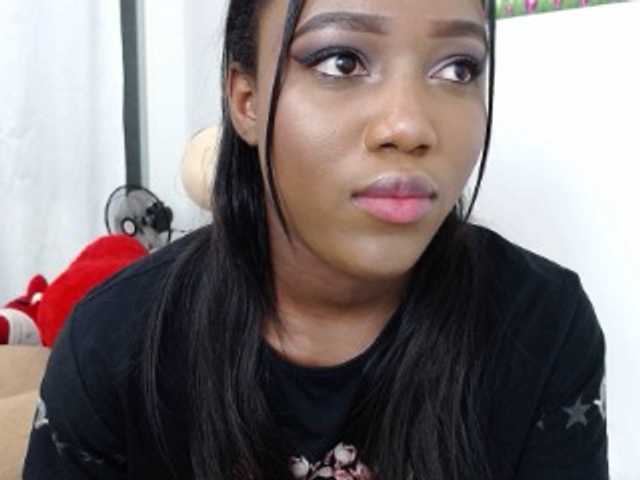 Capturas de pantalla de transmisión hellenjhonson