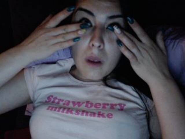 Capturas de pantalla de transmisión HelloKitty20