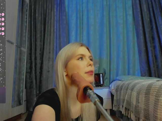 Capturas de pantalla de transmisión CherryGirlfriend