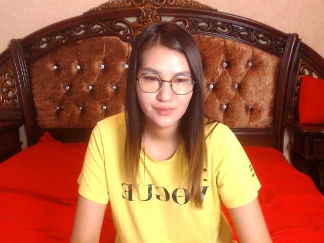 Capturas de pantalla de transmisión HinaYeon