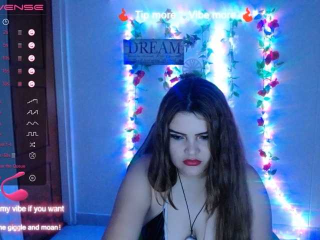 Capturas de pantalla de transmisión HoneySweet02