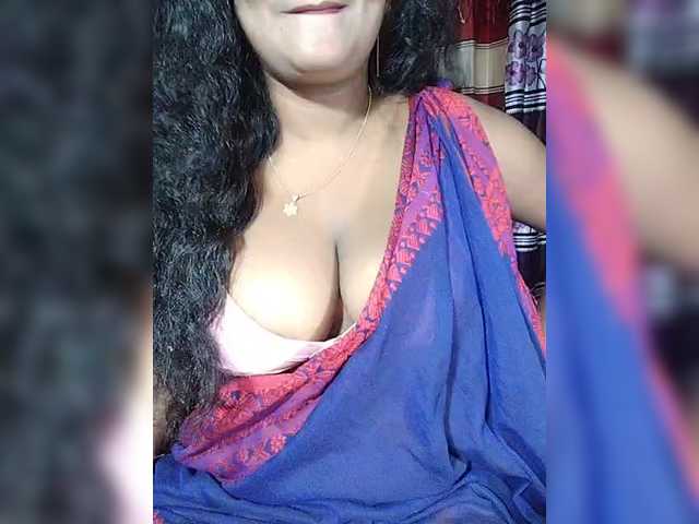 Capturas de pantalla de transmisión Hot-Anjolia