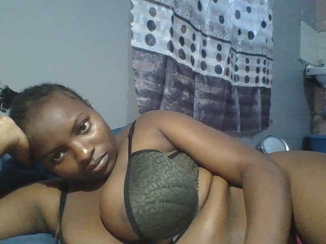 Capturas de pantalla de transmisión Hot-Melanin1