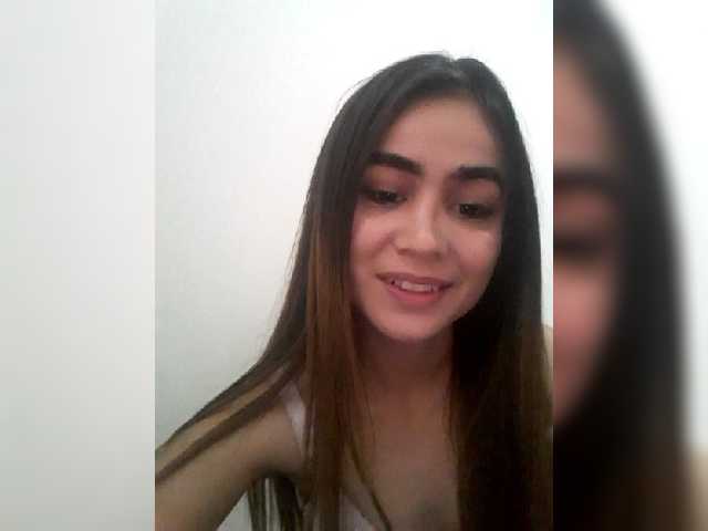 Capturas de pantalla de transmisión hotgirl20