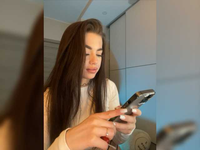 Capturas de pantalla de transmisión HotGirlEva