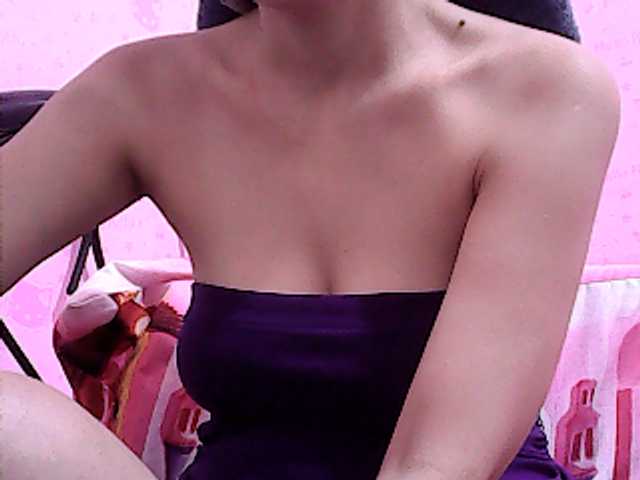 Fotos HOTTLADY25 hello guys tip me i give u a suprise hot show