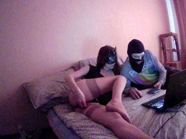 Capturas de pantalla de transmisión HotTwix