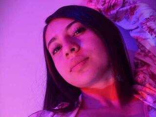 Chat de video erótico HyralyFox