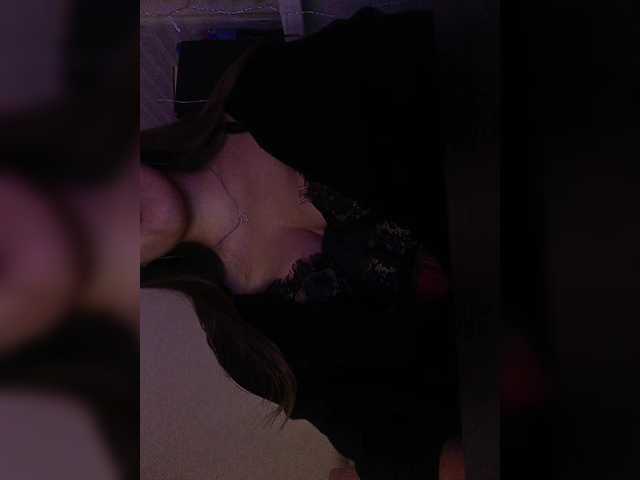 Capturas de pantalla de transmisión I-ValeRiAA