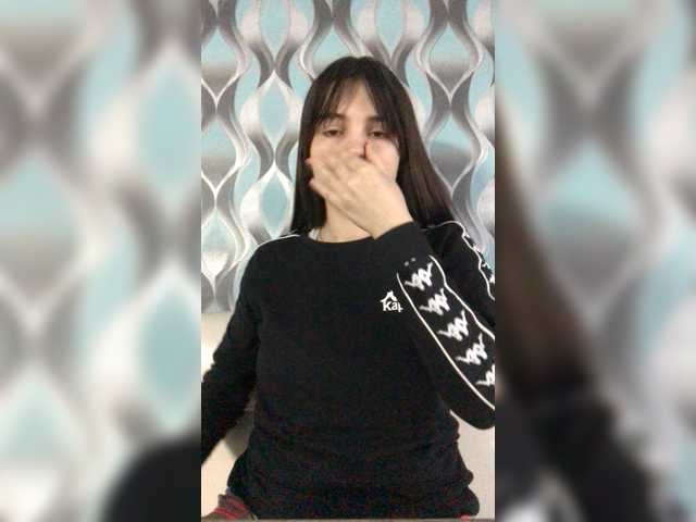 Capturas de pantalla de transmisión iloveqni
