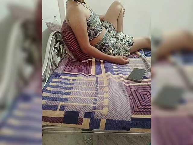 Capturas de pantalla de transmisión Indianwife