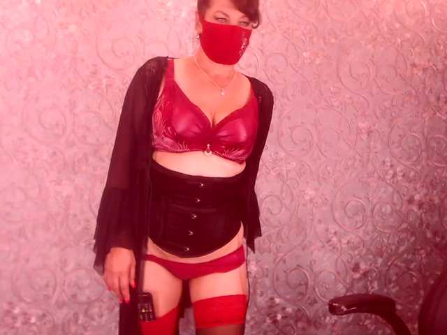 Capturas de pantalla de transmisión Infinitely2