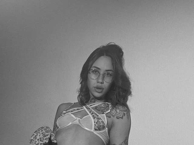 Foto del perfil v_-_-_v