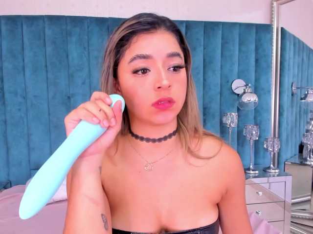 Fotos IreneGreenn ❤️ squirt ❤️ [300 tokens left] cute young latina needs a punishment. Let's get dirty! I'm your babygirl ❤️❤️!!! #cute #spit #hairy #ahegao #anal