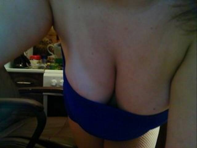 Capturas de pantalla de transmisión IrisEliza