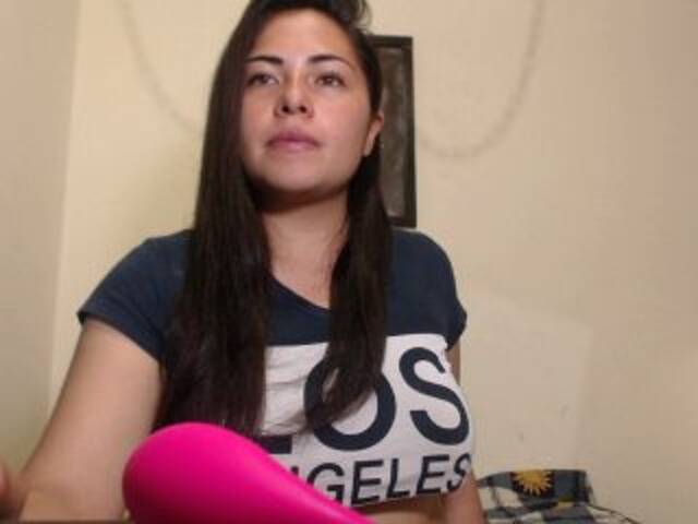 Capturas de pantalla de transmisión IvetteNelson