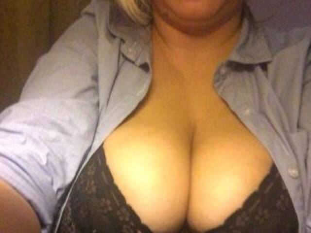 Capturas de pantalla de transmisión AnficaLoveX