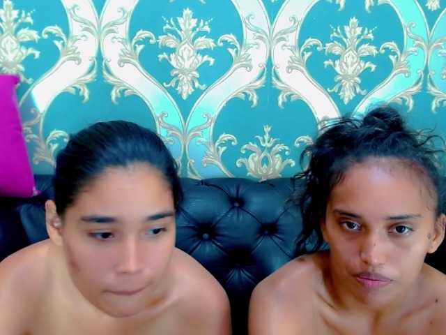 Capturas de pantalla de transmisión JeniferAndLia