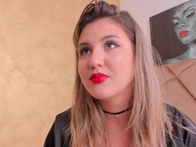 Capturas de pantalla de transmisión JenniferLuvv