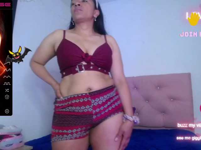 Capturas de pantalla de transmisión jessialogan2z