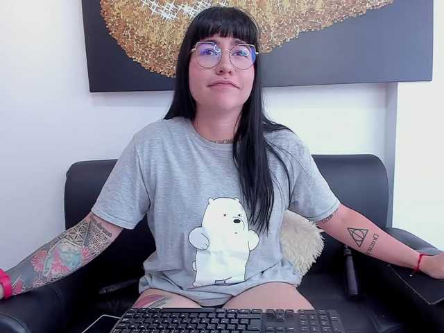 Capturas de pantalla de transmisión Jessica-