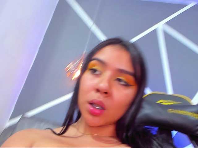 Capturas de pantalla de transmisión JessieMegan2