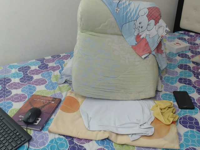 Capturas de pantalla de transmisión Jimena-Milf