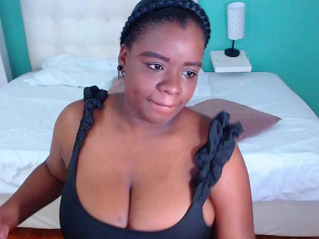Capturas de pantalla de transmisión Juicyy-tits69