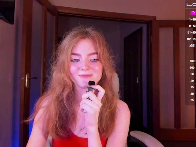 Capturas de pantalla de transmisión JuliaJuly