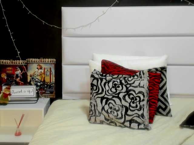 Capturas de pantalla de transmisión JuliaDavis