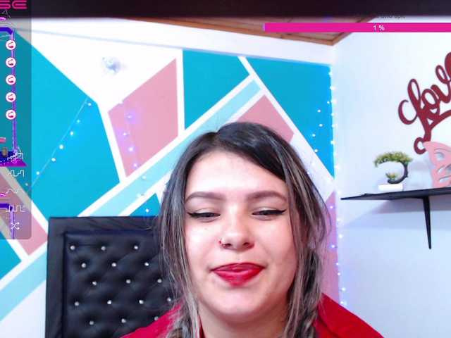 Fotos julianalopezX Do you want to see me dance while I get naked? ok give me 200 tk and more motivation for more show #dancenaked #bodyoil #roleplay #playfeet #dildoplay #bignipples
