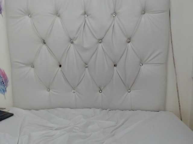 Capturas de pantalla de transmisión JuliaReeves