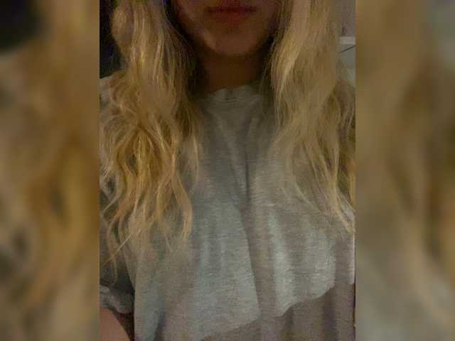 Capturas de pantalla de transmisión JULIE21