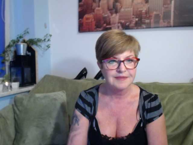 Capturas de pantalla de transmisión julieamberx