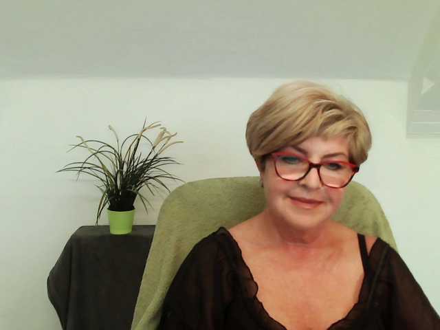 Capturas de pantalla de transmisión julieamberx