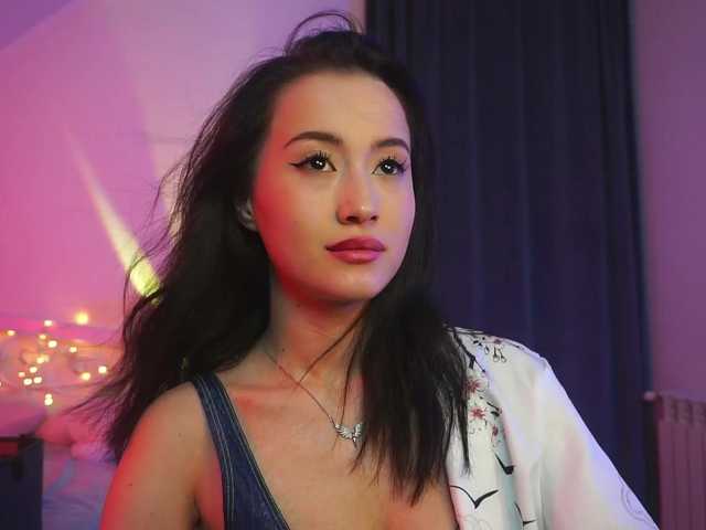 Capturas de pantalla de transmisión KamillaLuna