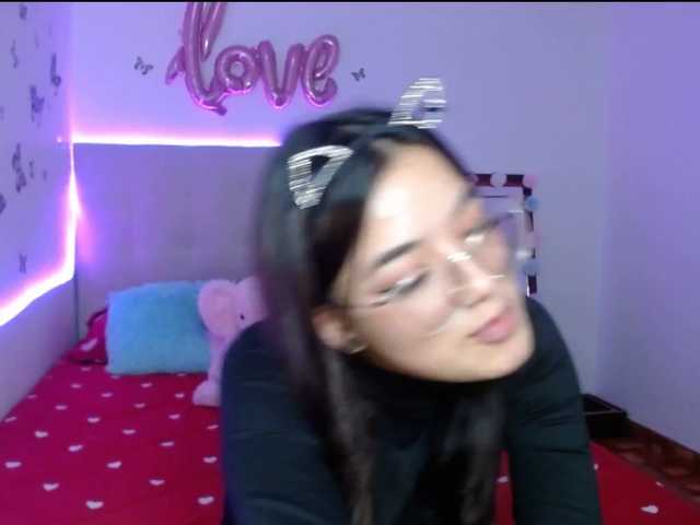 Capturas de pantalla de transmisión Karlett-Moon