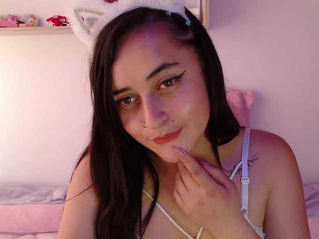 Fotos KarolBunny New naughty girl, willing to play with horny boys