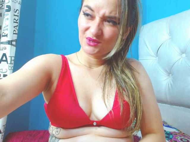 Capturas de pantalla de transmisión karolfoxhxt