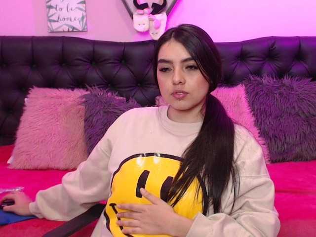 Capturas de pantalla de transmisión KathyaRosse