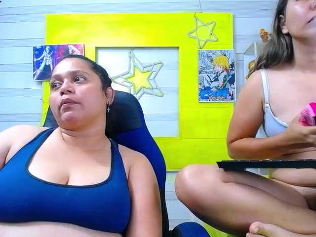 Capturas de pantalla de transmisión katie-sasha